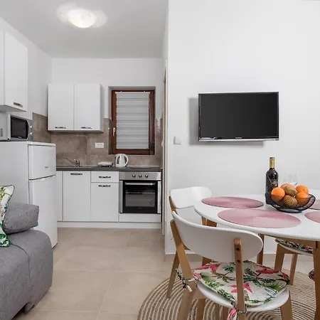 Vilma Apartment *